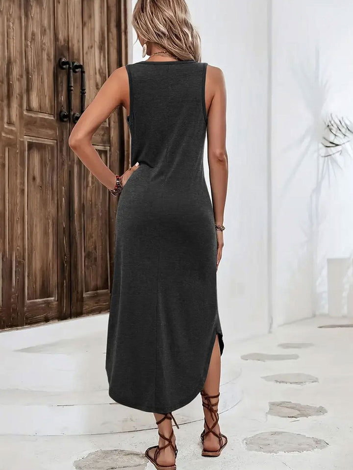 Brandy - Stylish SLleevless Maxi Dress