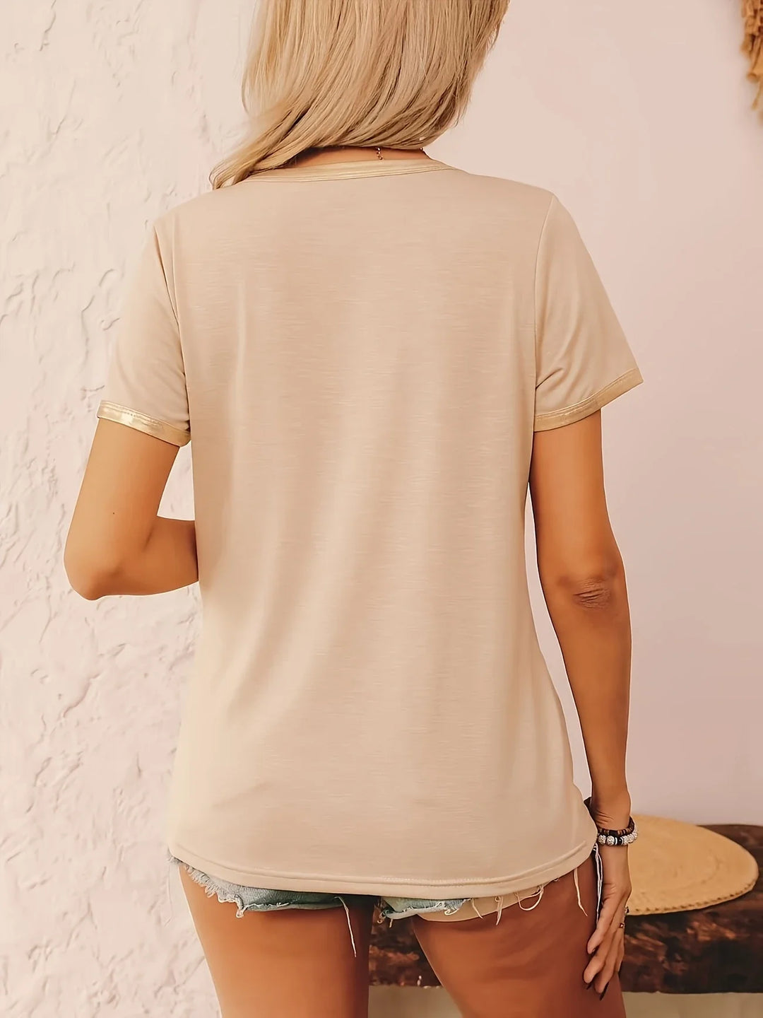 Krissy - Casual Crew Neck T-Shirt