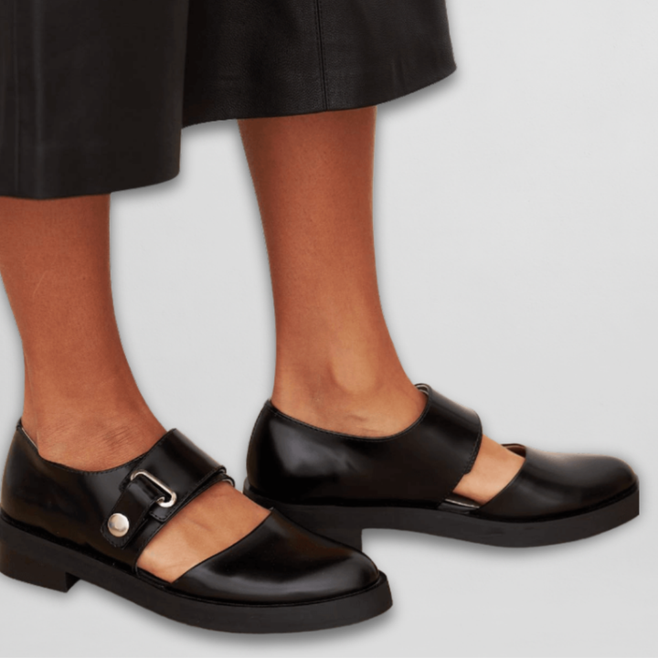 Ilka - Stylish Shoes With Buckle