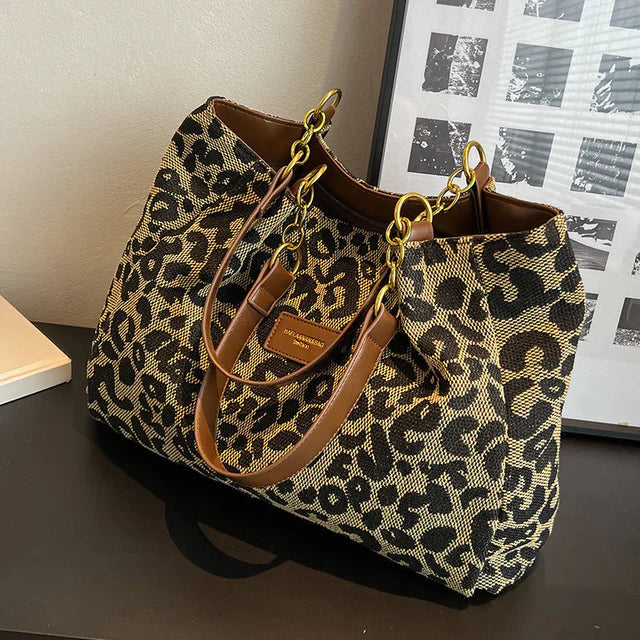 Leonora - Leopard Charm Tote