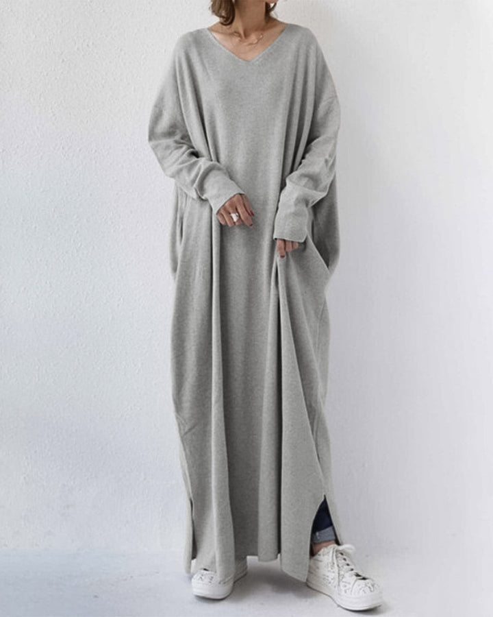 Bonita - Fashionable Long Sleeve V-Neck Dress