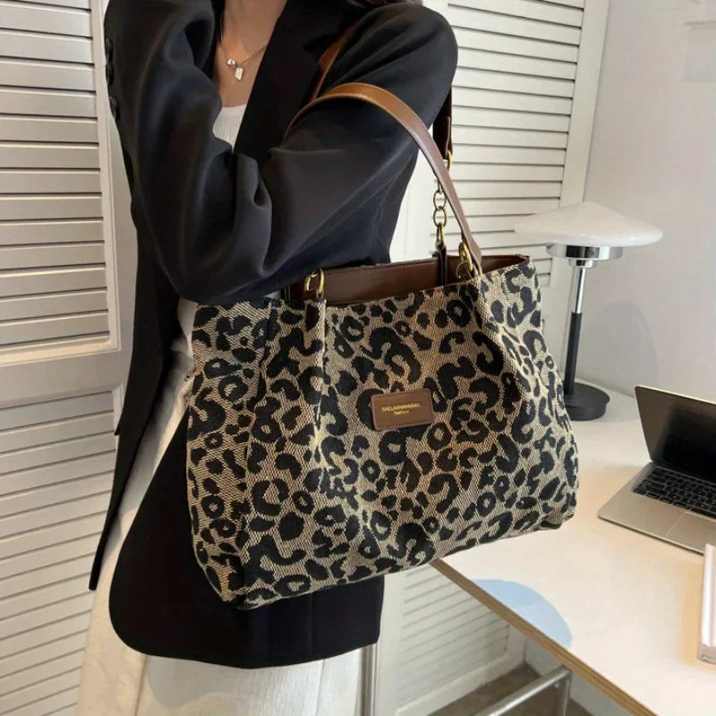 Leonora - Leopard Charm Tote