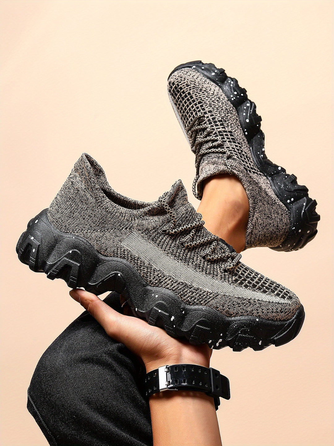 Octavio - Comfortable Knitted Sneaker