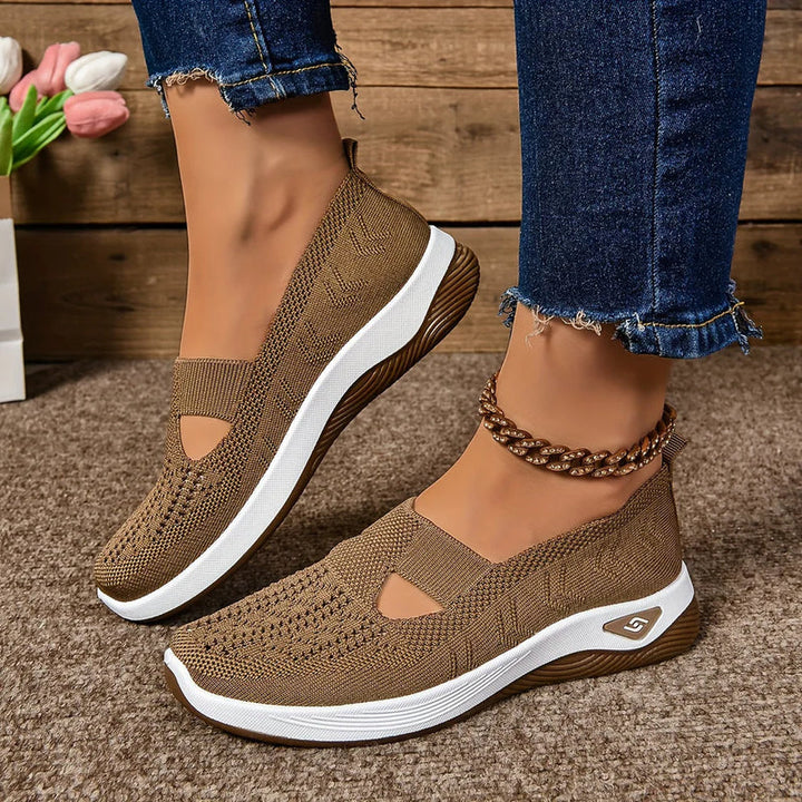 Yelina - Relax Fit Shoes