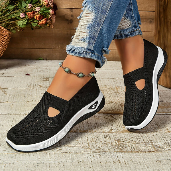 Yelina - Relax Fit Shoes