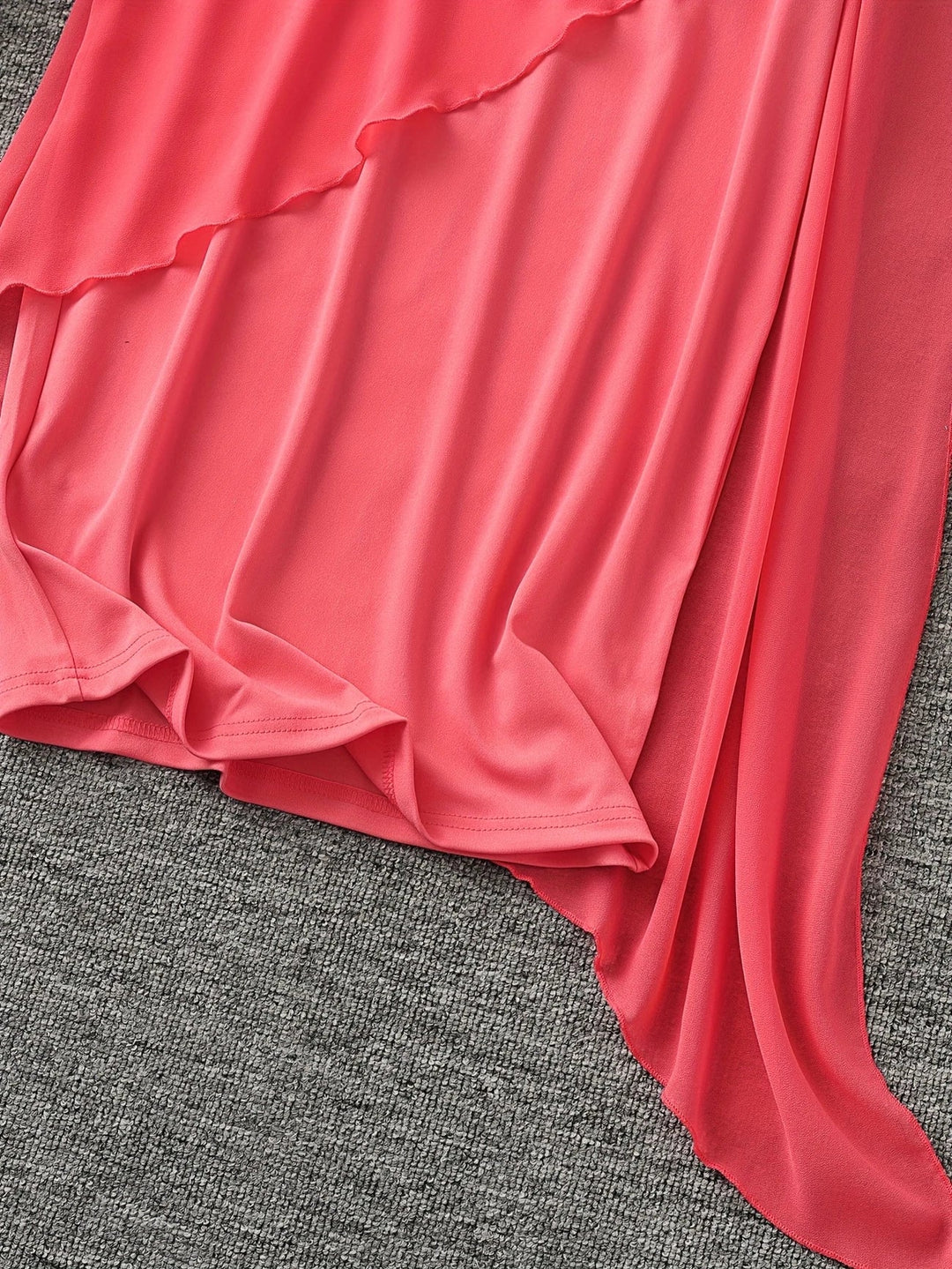 Maren - Elegant Midi Dress With Sleeveless