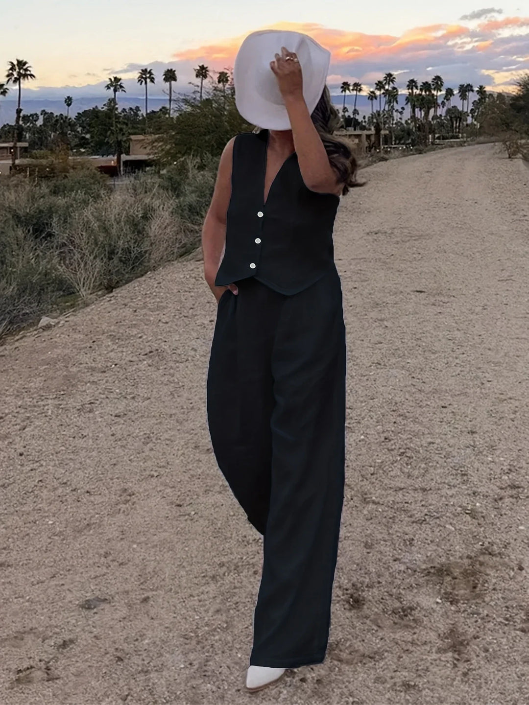 Jorja - Elegant Sleeveless Two Piece Outfit Set