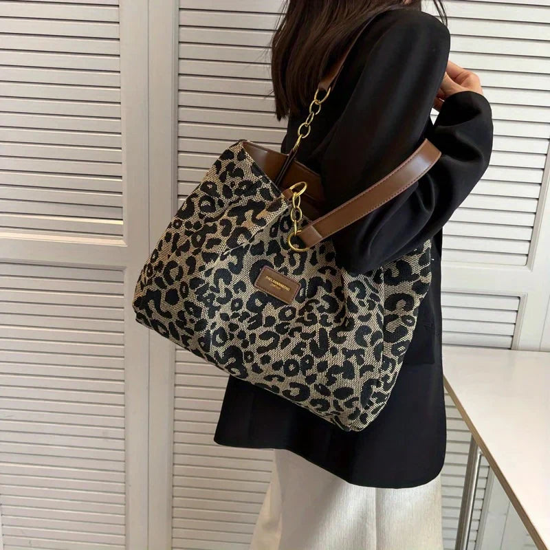 Leonora - Leopard Charm Tote
