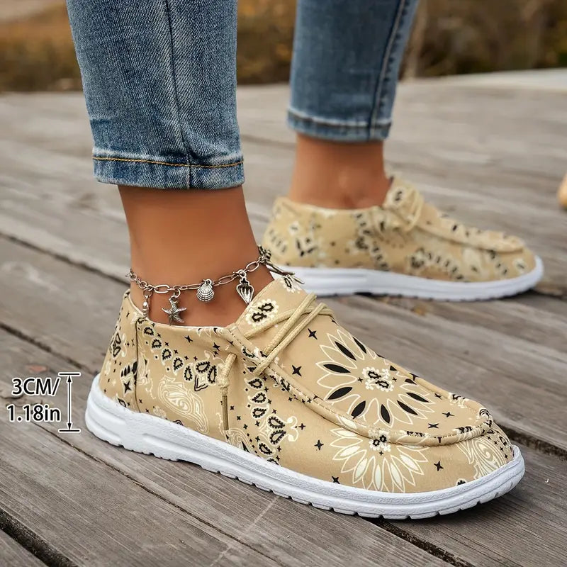 Isavella - Casual Summer Shoes With Floral Pattern
