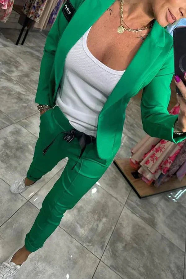 Jocelyne - Elegant Blazer And Trousers Set