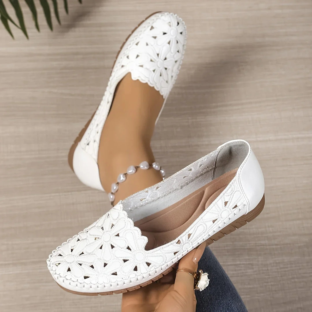 Inessa - Fashionable Orthopedic Shoes With Cutouts