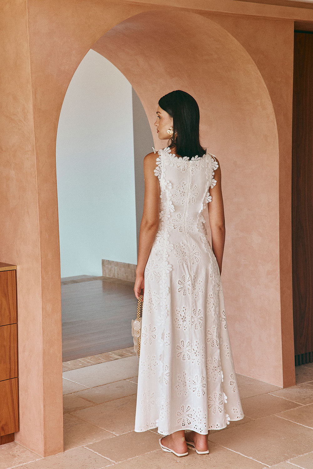 Loreina - Embroidered Flower Trim Maxi Dress