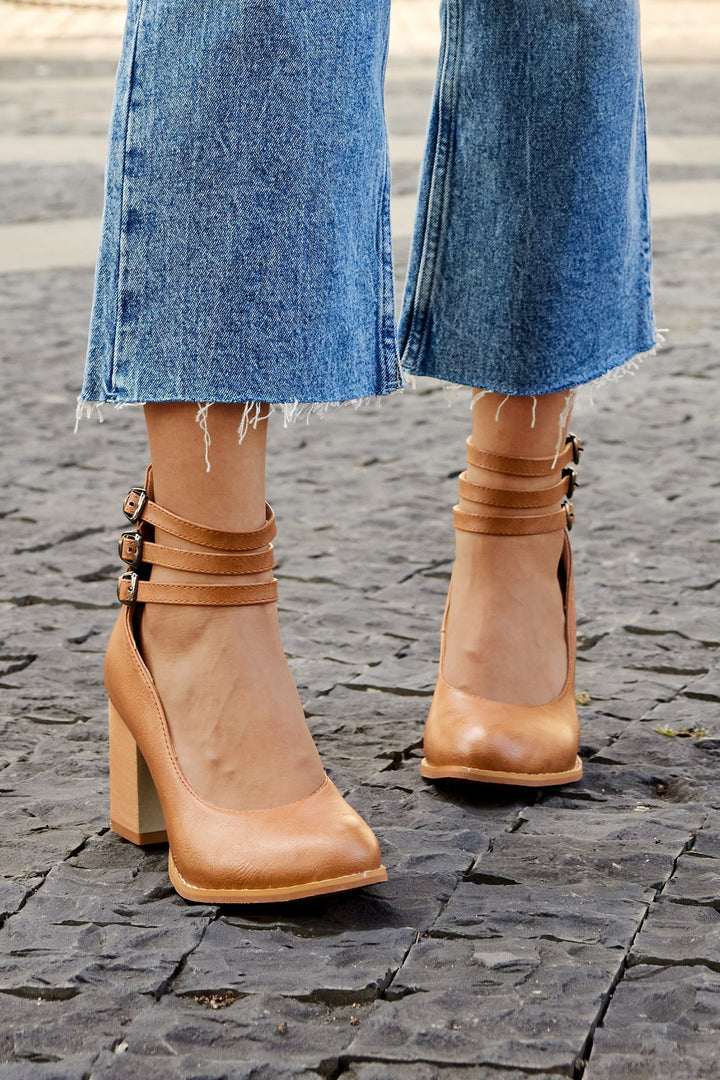 Caa - Plain Sandals With Ankle Strap