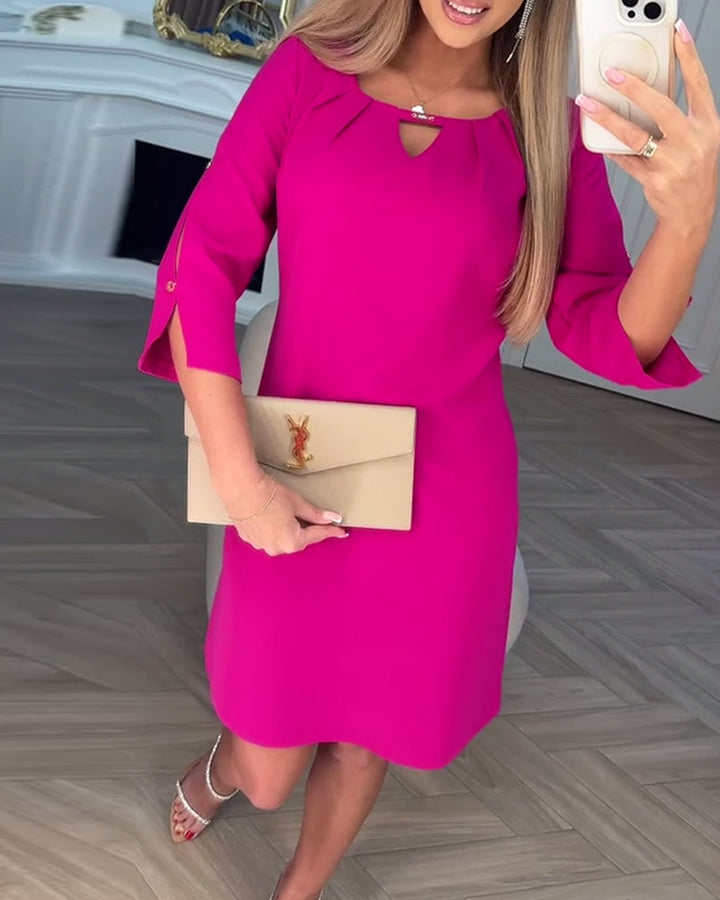 Kamelia - Keyhole Slit Sleeve Mini Dress