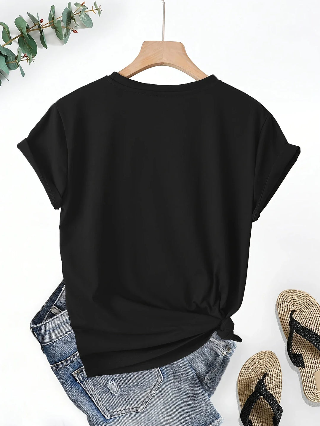 Larson - Casual Short Sleeve T Shirt With Heart Print