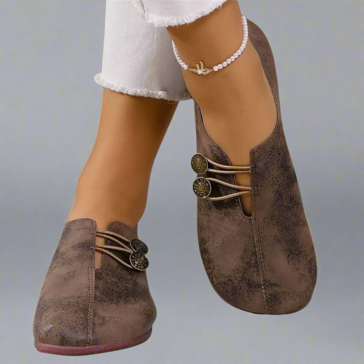 Lindora – Timeless Slip-On Sandals