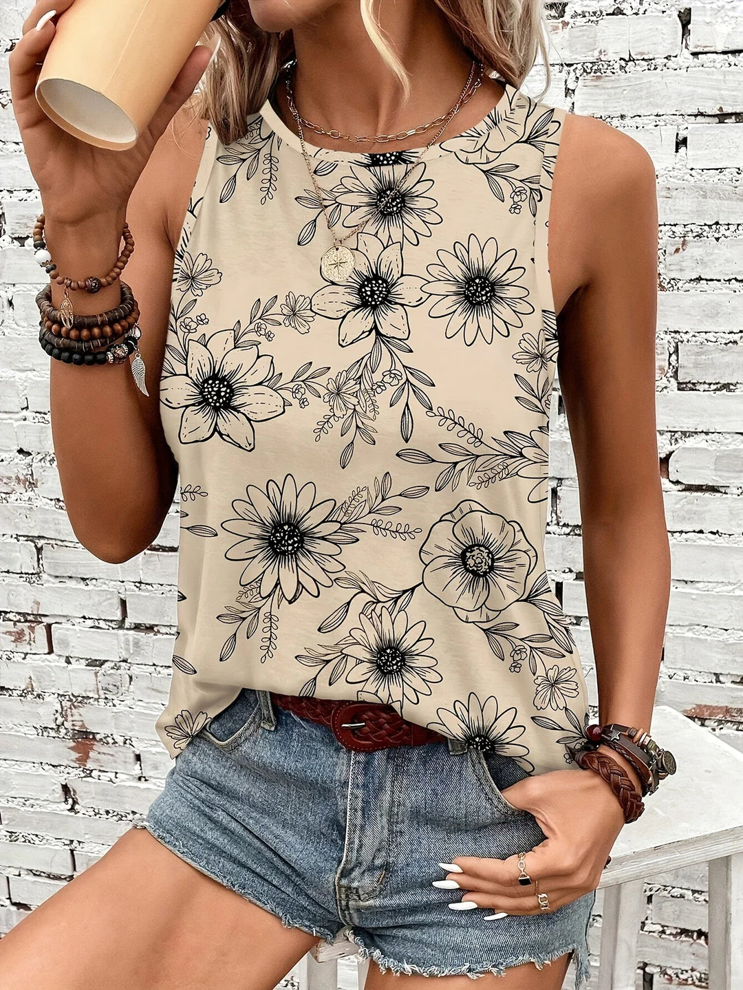 Lilou -  Casual Summer Top With Floral Print