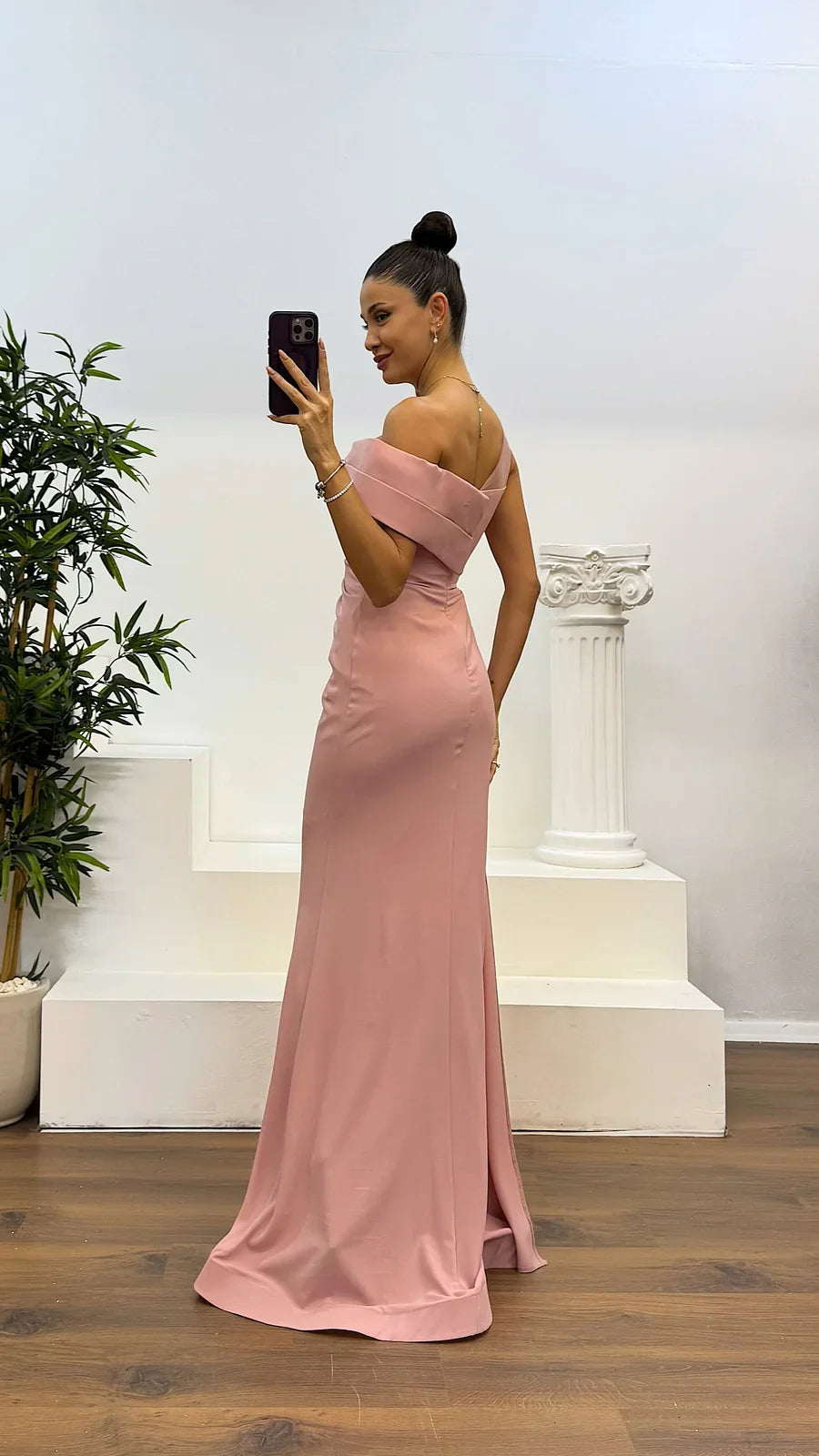 Kamarya - Breathable Pleated Evening Dress