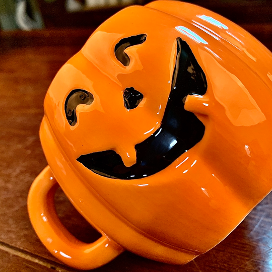 GlowSip - Pumpkin Smile Halloween Mug