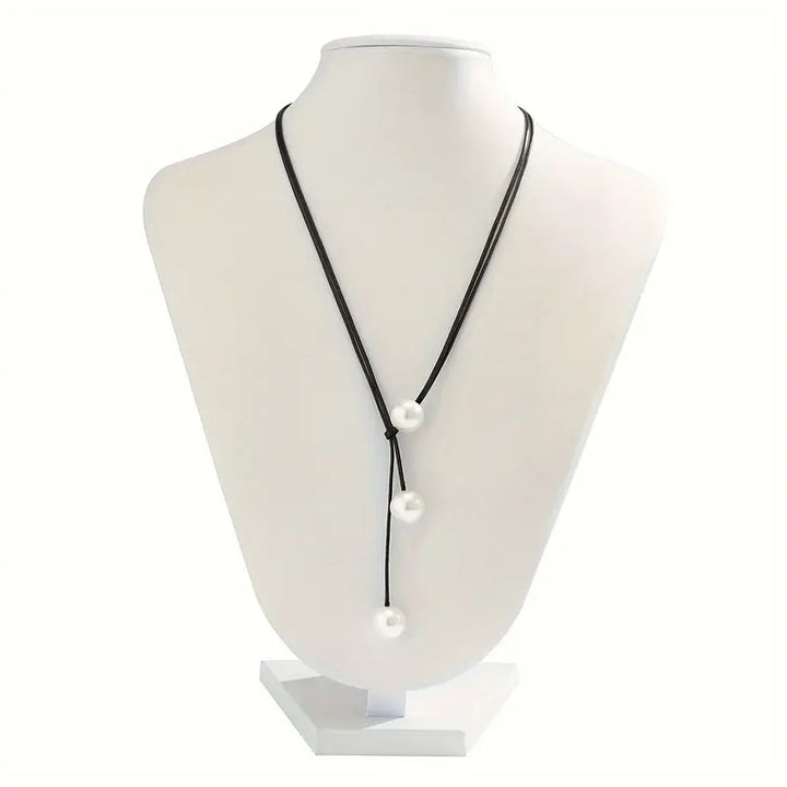 Lullia - Simple Wax Thread Geometric Necklace