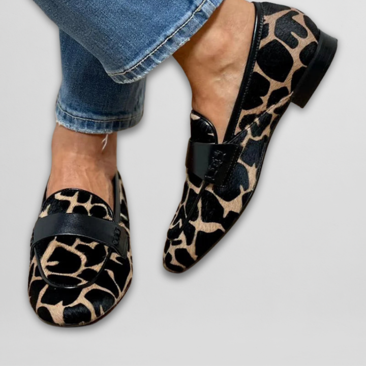 Estefania - Stylish Giraffe Print Loafers