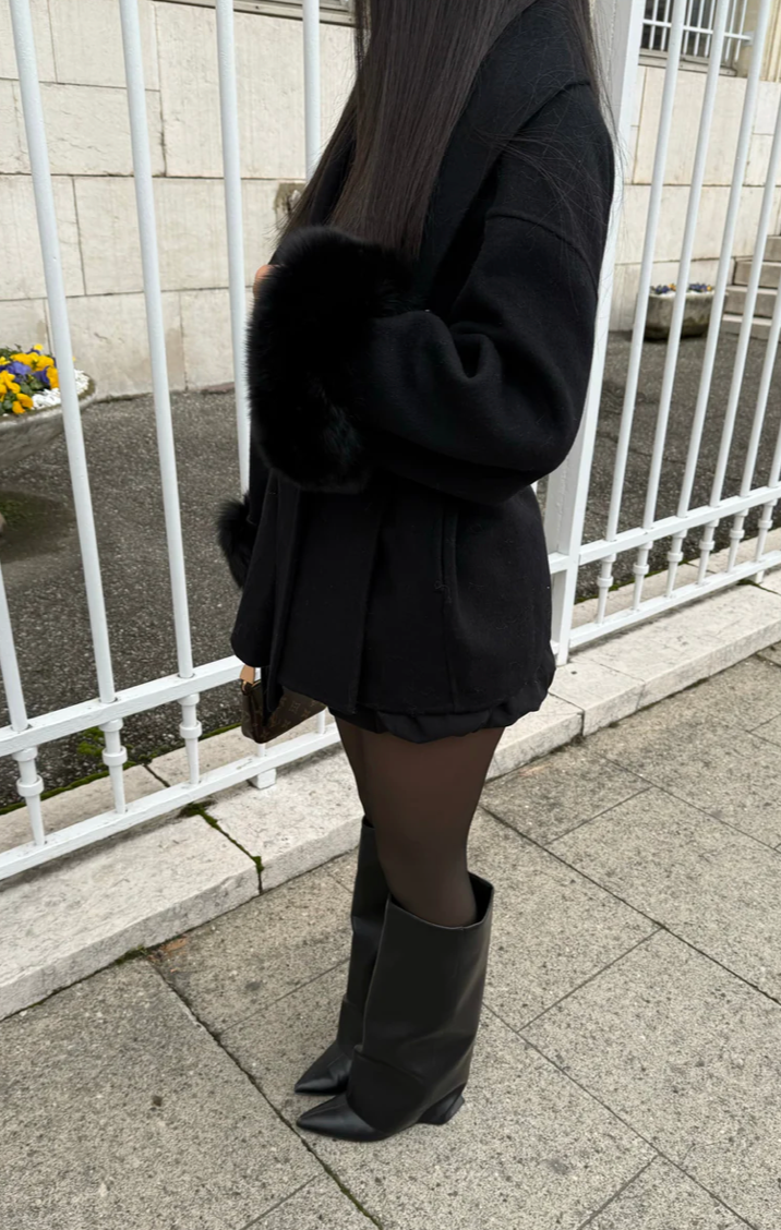 Bryony - Elegant Wool Coat With Faux Fur