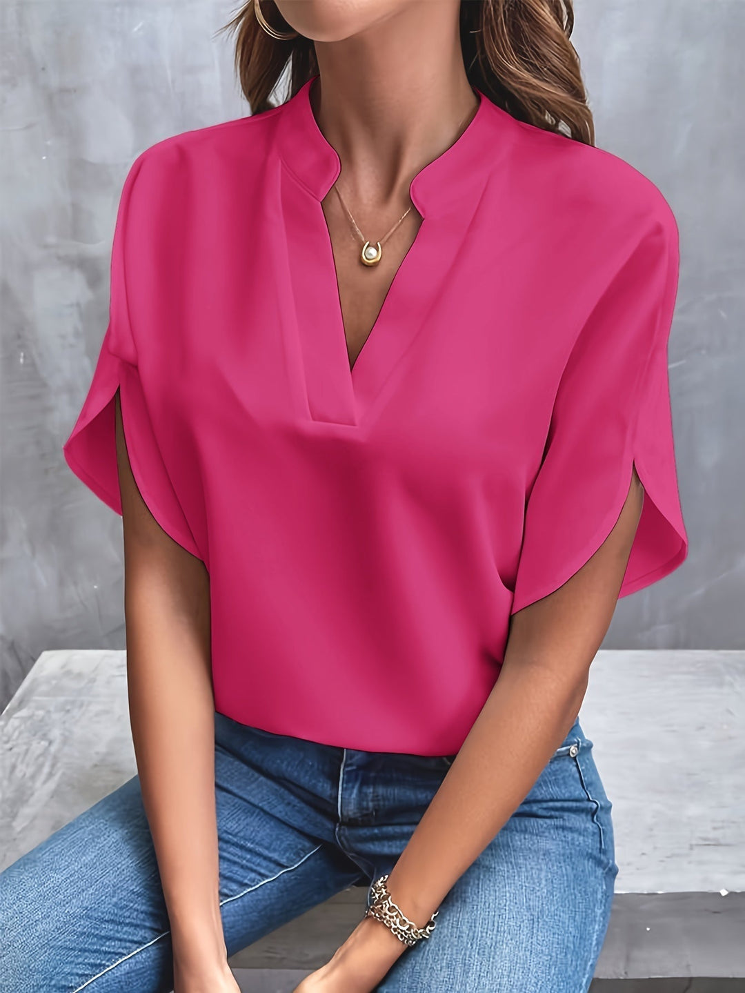 Carros - Light and Elegant Blouse