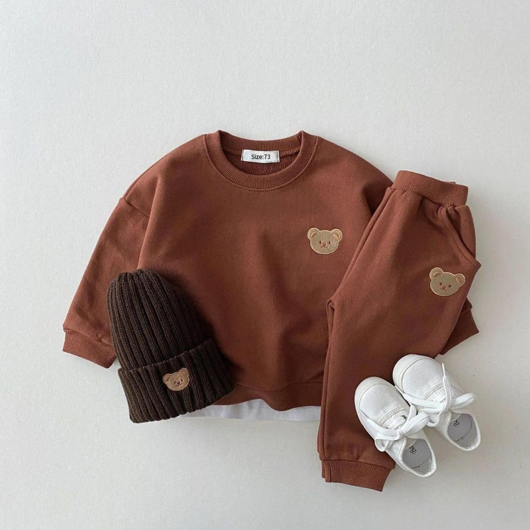 Naiara - Stylish Bear Print Clothes Set