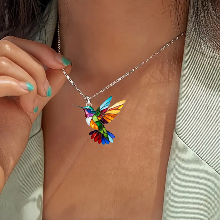 Samantha - Elegant Hummingbird Necklace