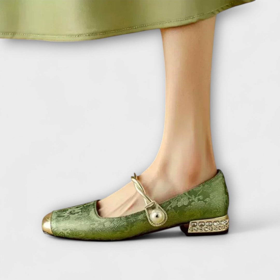 Veneta - Elegant Non-Slip Shoes