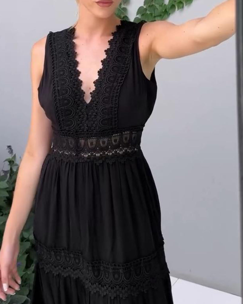 Papakosta - Elegant Sleeveless Lace Dress