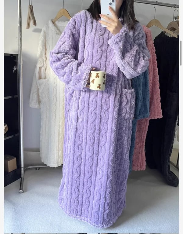 Vreni - Winter Coral Velvet Home Clothes