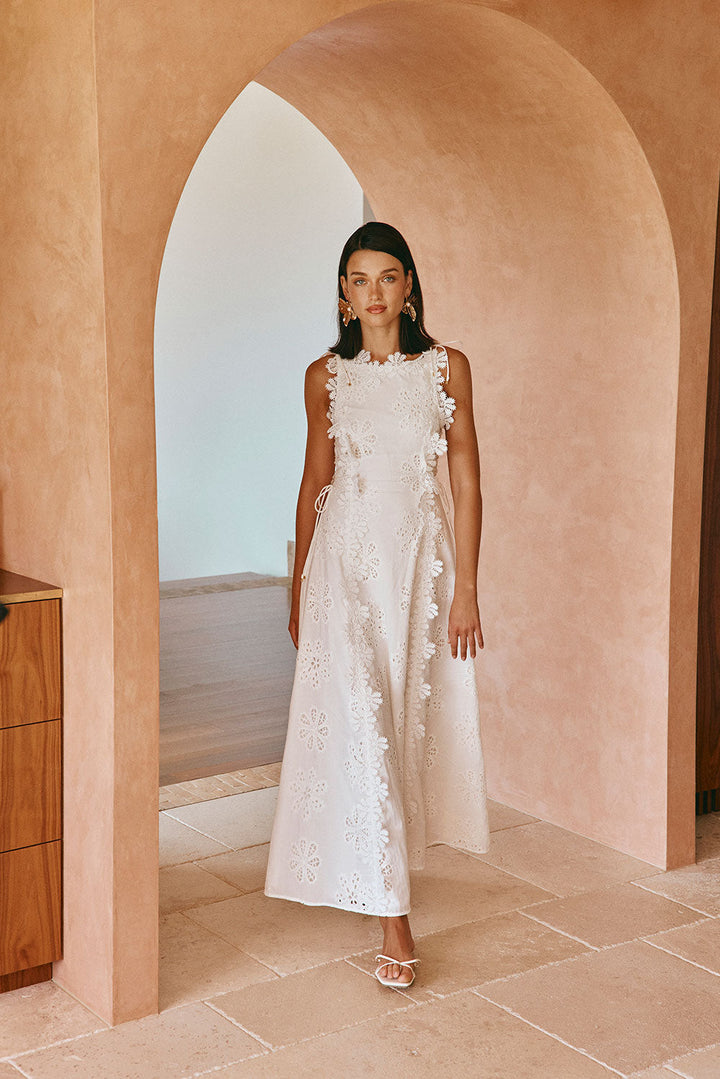 Loreina - Embroidered Flower Trim Maxi Dress