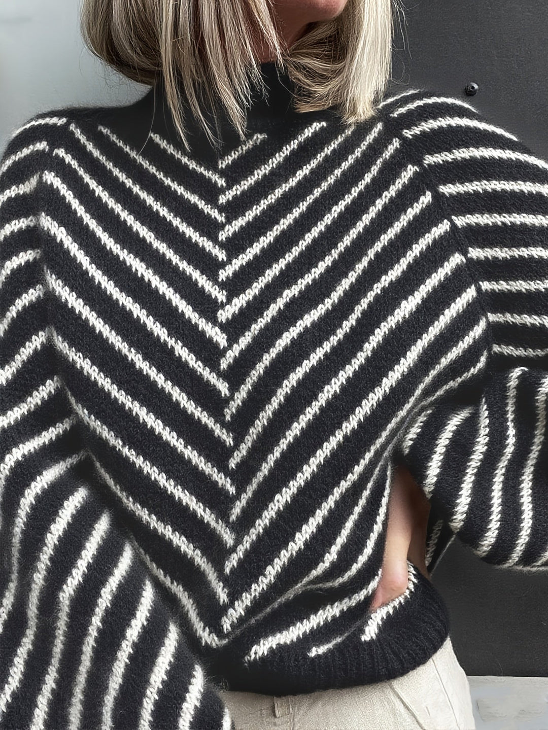 Klarysa - Casual Long Sleeve Knitted Sweater