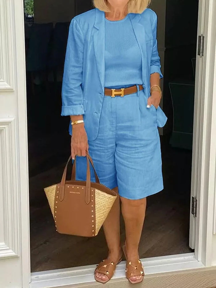 Leontina - Casual Blazer And Shorts Set