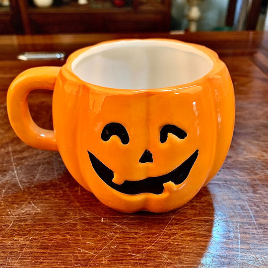 GlowSip - Pumpkin Smile Halloween Mug