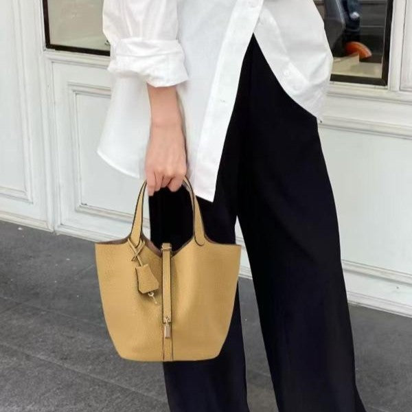 Joolia - Stylish Kate Lock Handbag