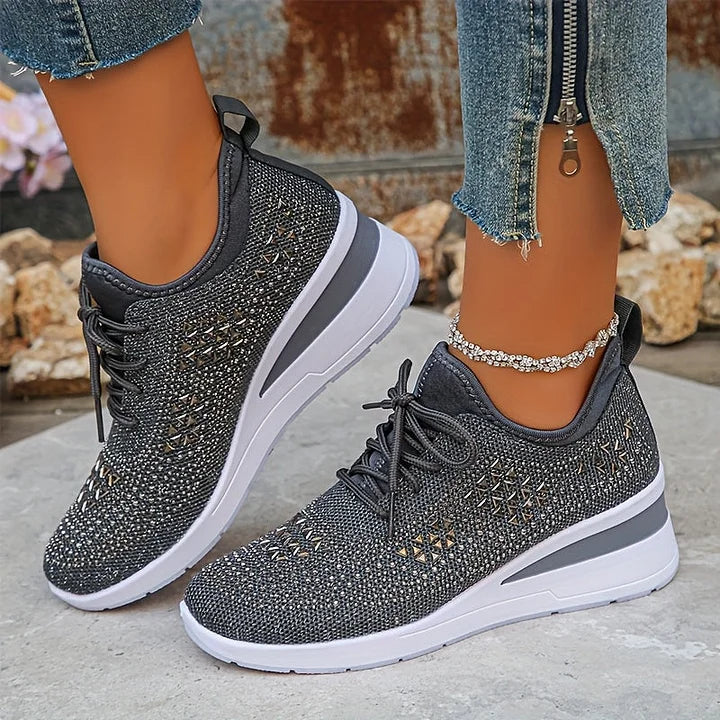 Tuyana - Fashionable Orthopedic Sneakers