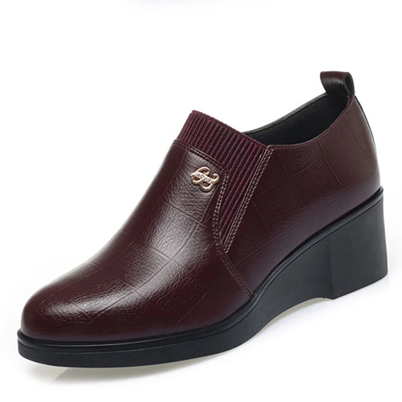 Switolina - Fashionable Leather Wedge Shoes