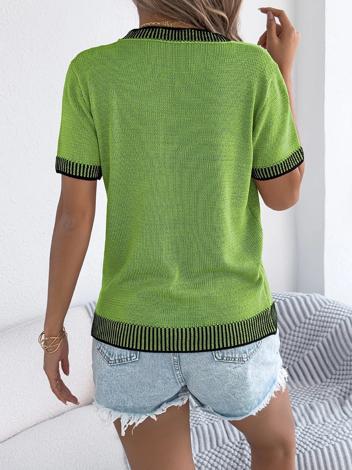 Alethea - Elegant Round Neck And Striped Knitted Top