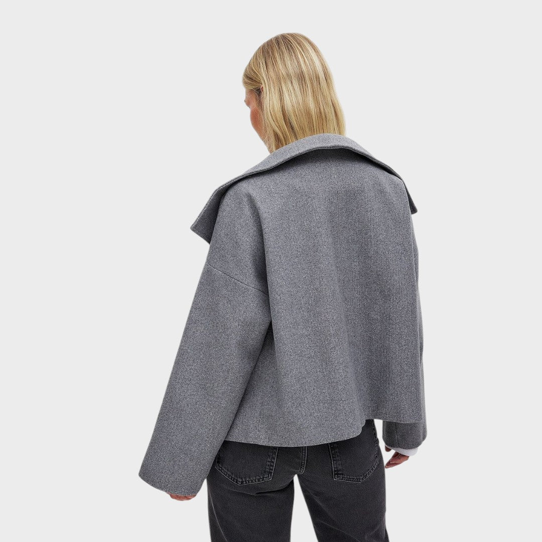 Berivan - Luxurious Coat