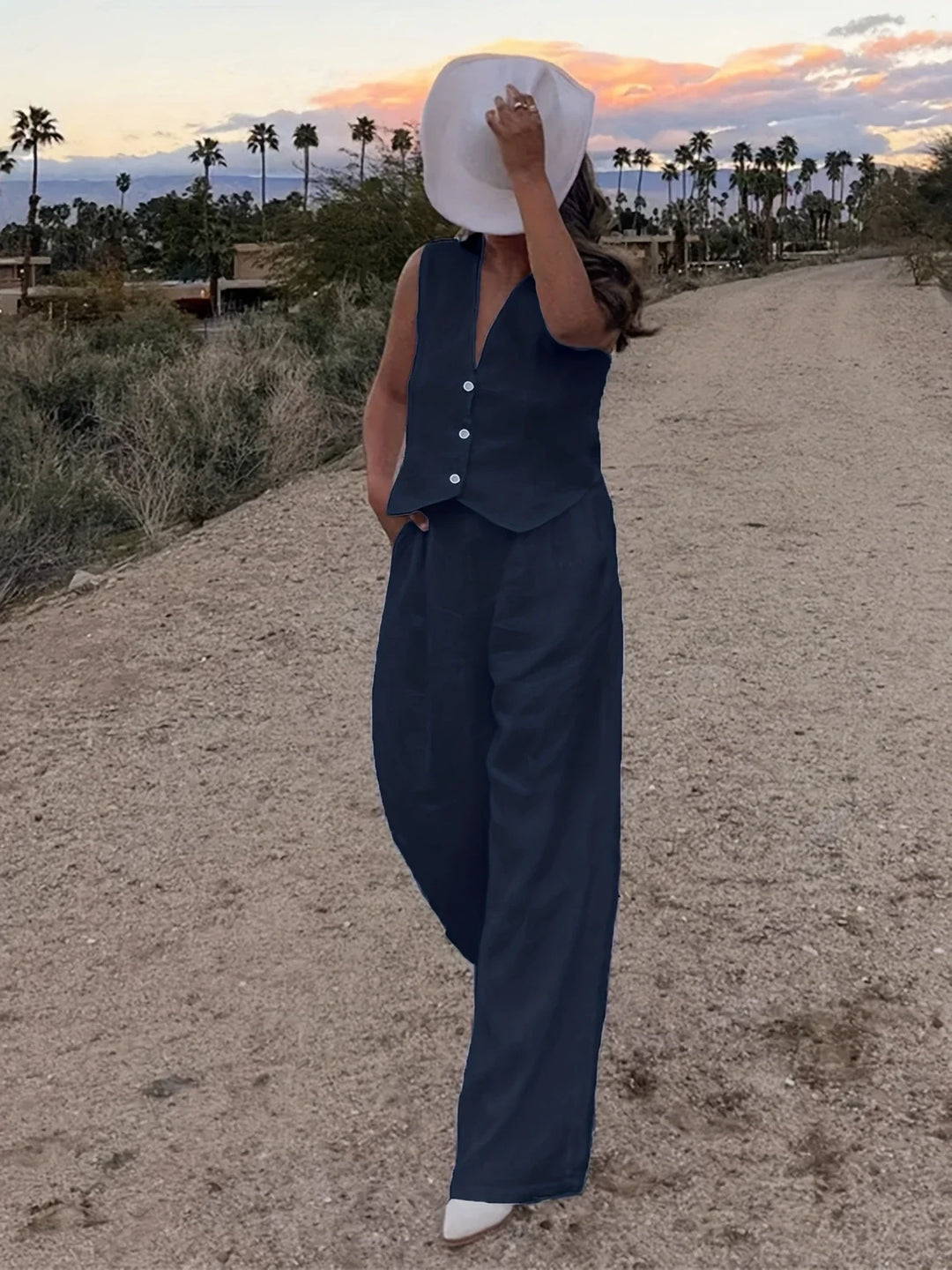 Jorja - Elegant Sleeveless Two Piece Outfit Set