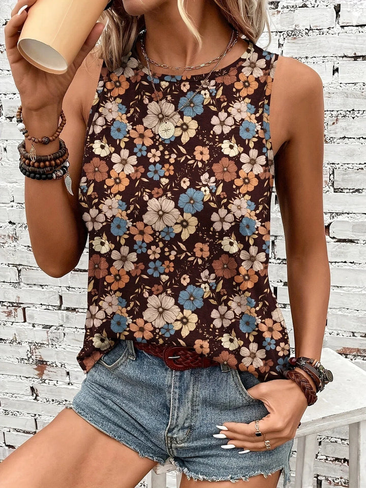 Lilou -  Casual Summer Top With Floral Print