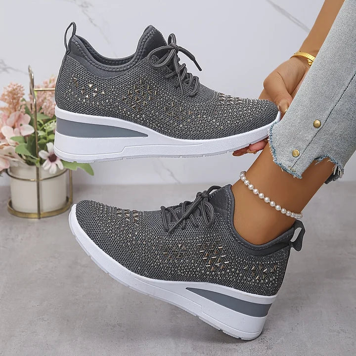 Tuyana - Fashionable Orthopedic Sneakers