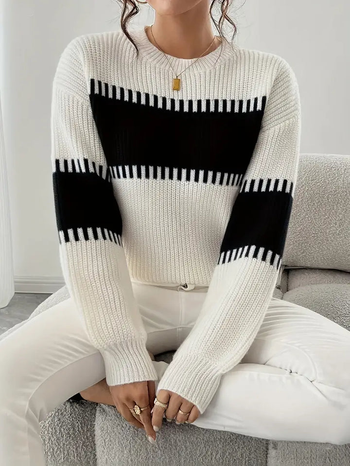 Gyneth - Long Sleeve Sweater With Round Neck