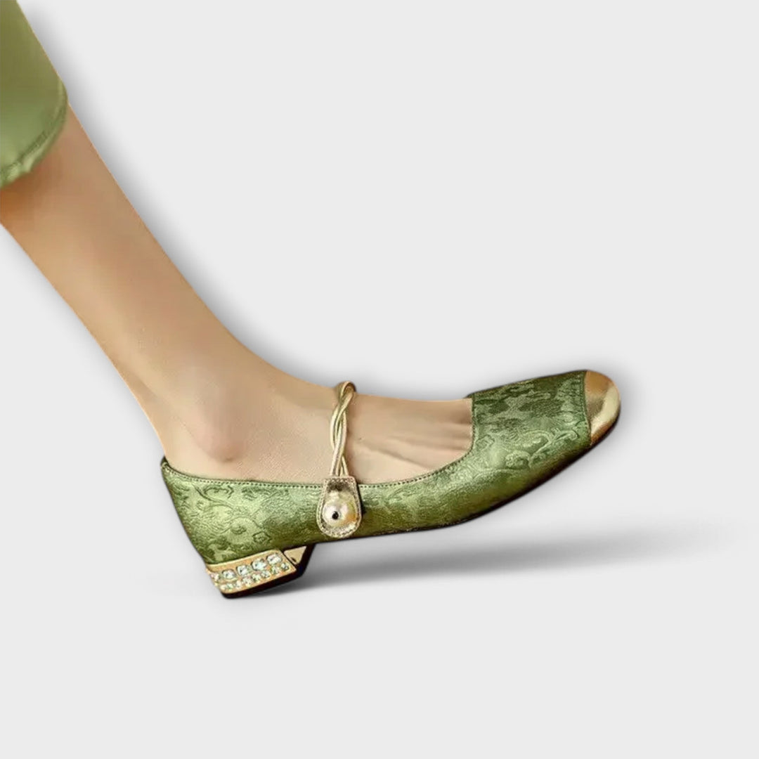Veneta - Elegant Non-Slip Shoes