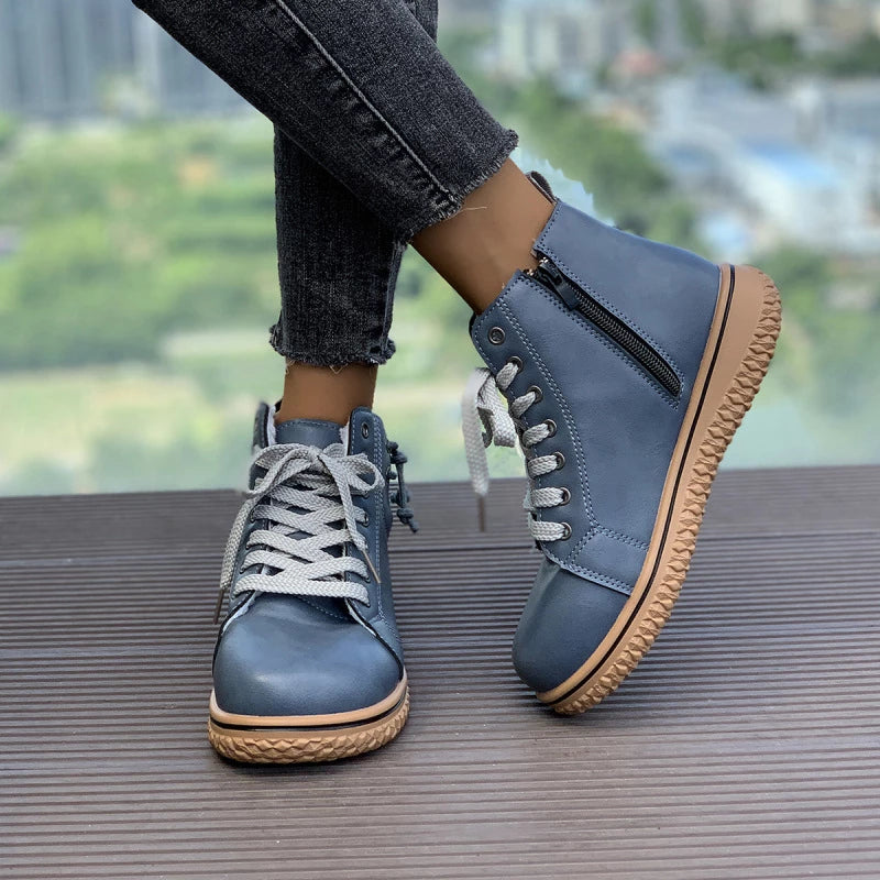 Noline - Comfortable Lace Up Ankle Boot