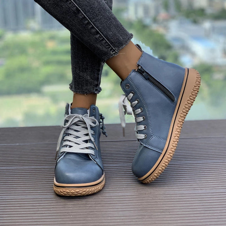 Noline - Comfortable Lace Up Ankle Boot