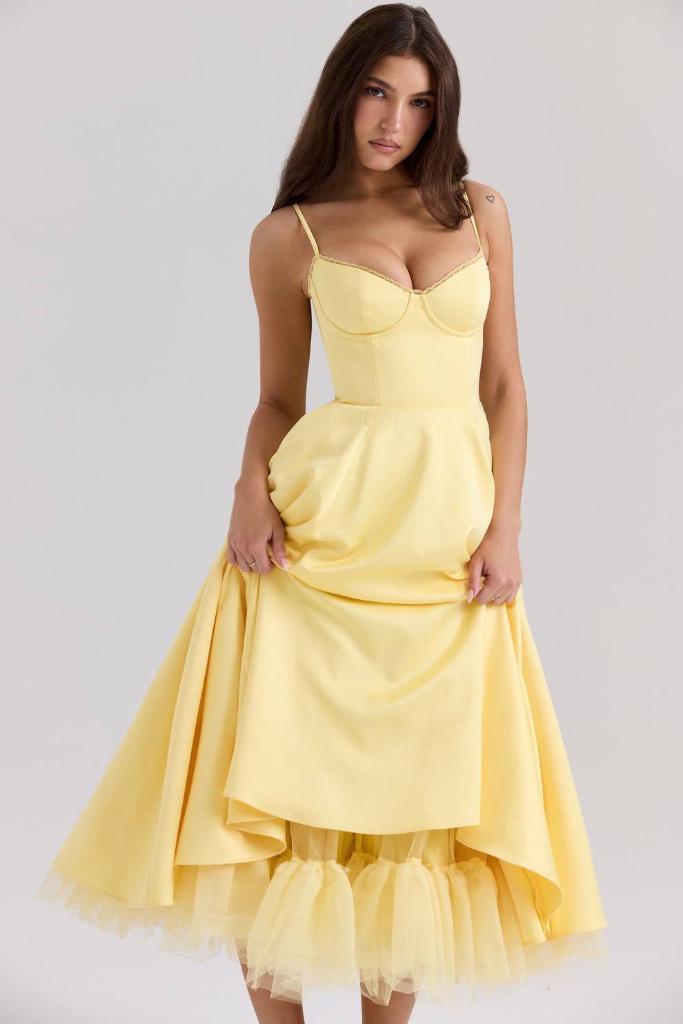 Arestina - Fashionable Tulle Midi Dress