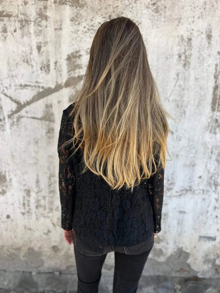 Naemi - Elegant Lace Blazer